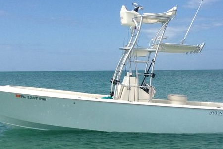 Avenger 25' Custom Fishing Boats | Near shore & Offshore by Marauder Marine